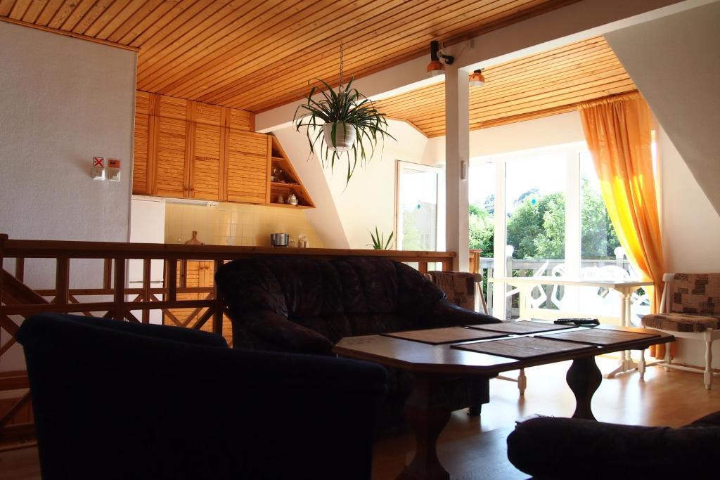 Maenni Guesthouse Haapsalu Camera foto